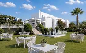 Lagos Mare Hotel